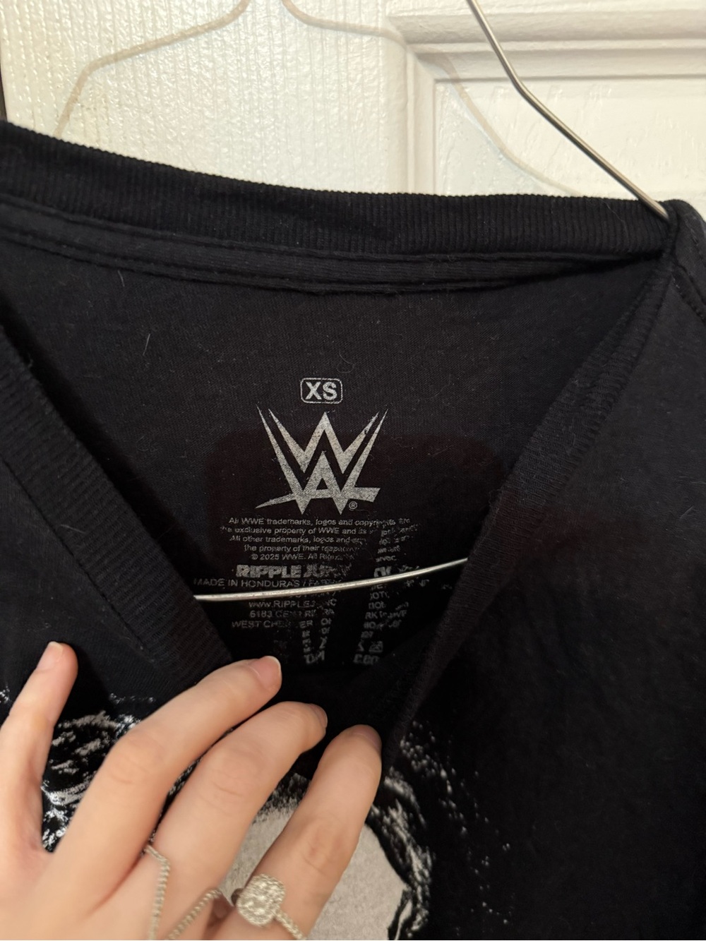 Rhea Ripley T-Shirt - Picture 2 of 3